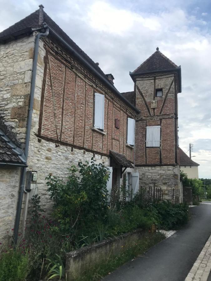 Floirac  Le Pigeonnier Maison De Caractere Logement 4 Personnes La Maisonnette Renovee Logement 2 Personnes מראה חיצוני תמונה